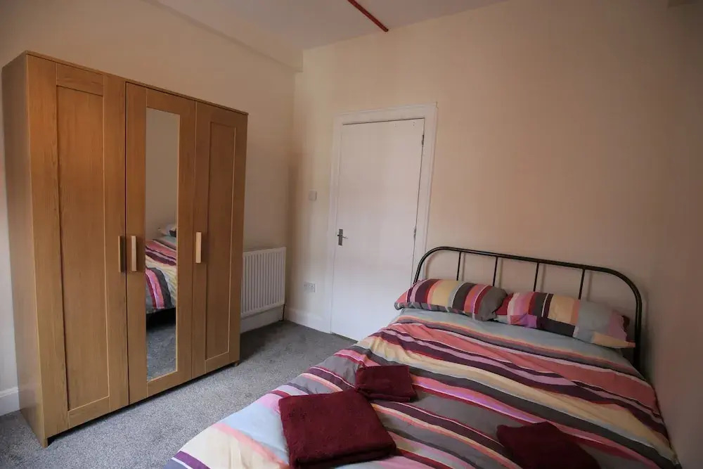 3 Bedroom Flat in Edinburgh