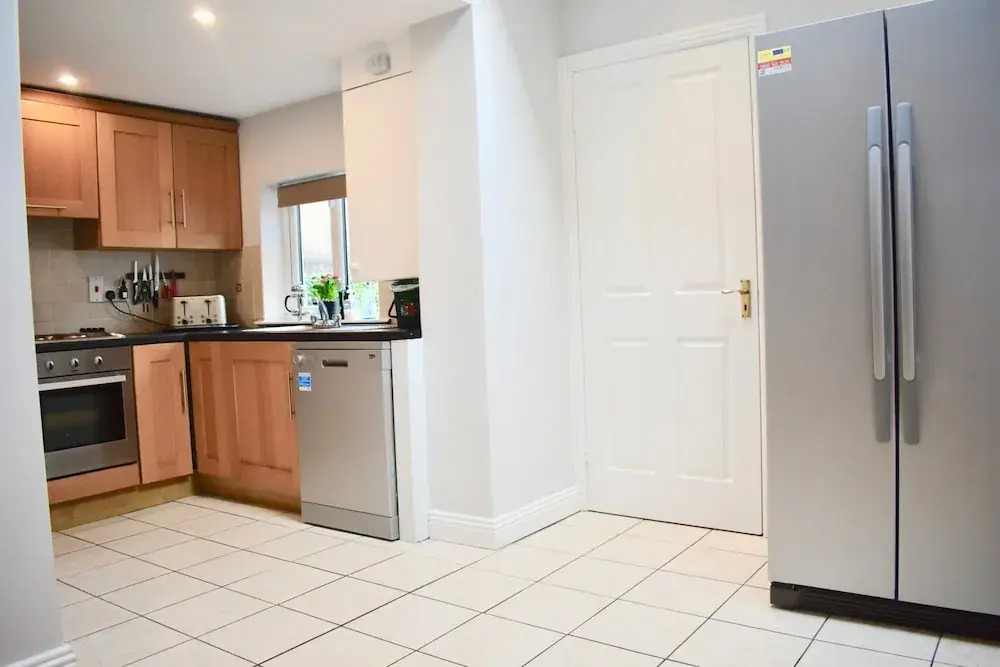 Traditional 4 Bedroom Home in Trendy Ranelagh