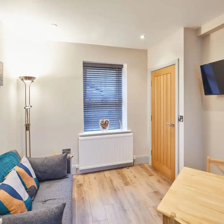 Host & Stay - Ramblers Retreat