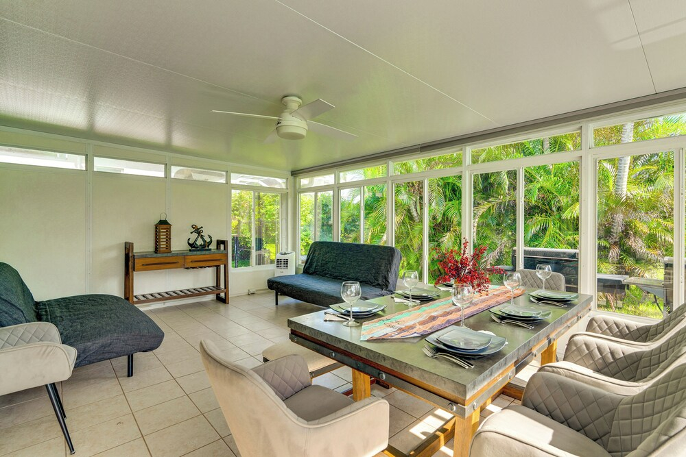 2 Mi to Beach: Canal-front Retreat in Cape Coral!