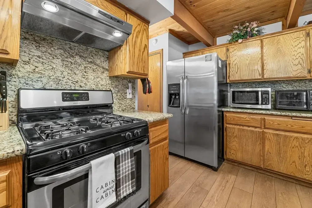 Moonridge Getaway - The Perfect Home For Everyone With All The Amenities You Will Need! 3 Bedroom Home