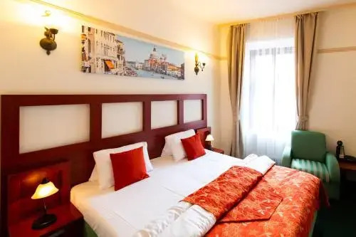 Vivaldi Apartments