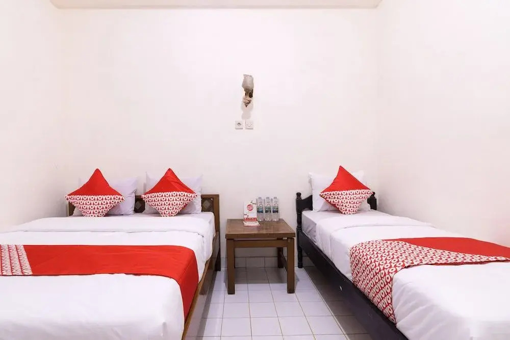OYO 1412 Hotel Prayogo III Near RS Pratama Yogyakarta