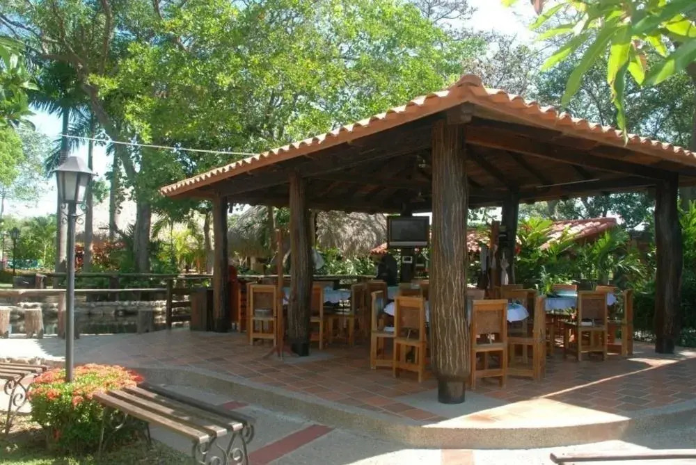 Hotel Rancho Regis