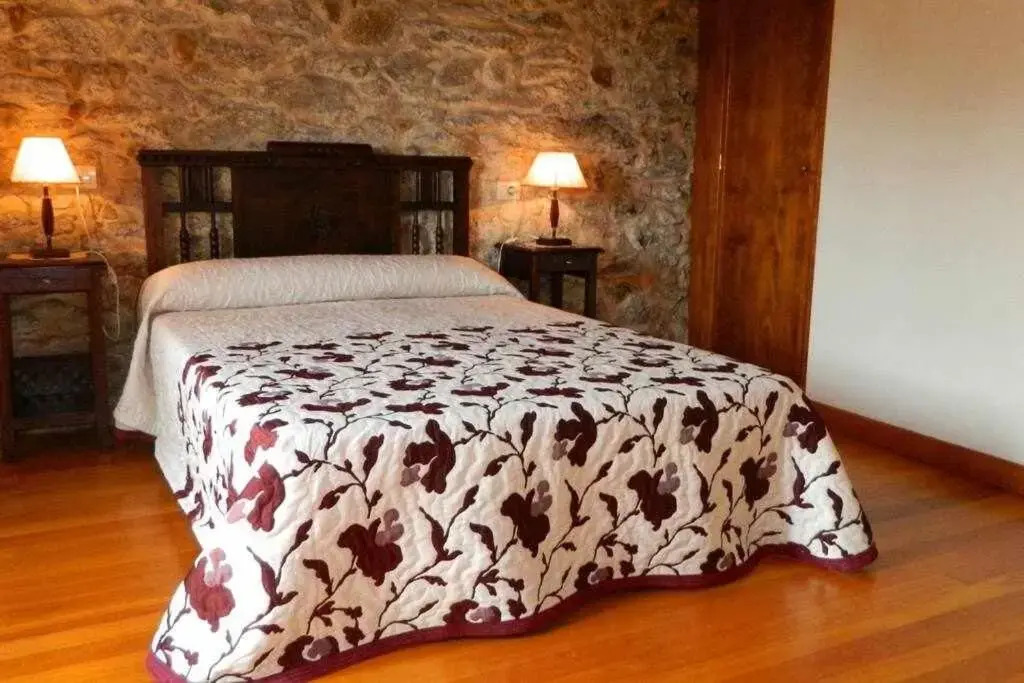 Casa Crina Casa restaurada con finca grande