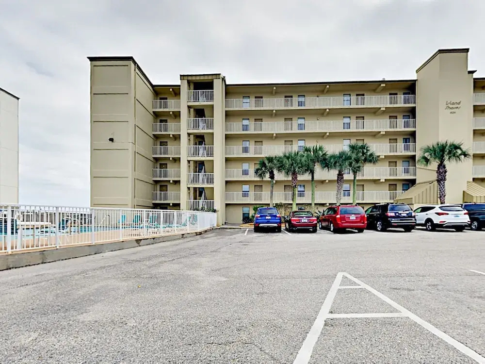 421 East Beach Blvd 656 Condo 2 Bedrooms 2 Bathrooms Condo