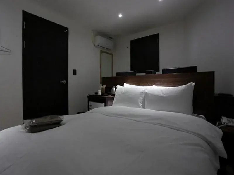 Yeon Motel Seoul(연모텔)