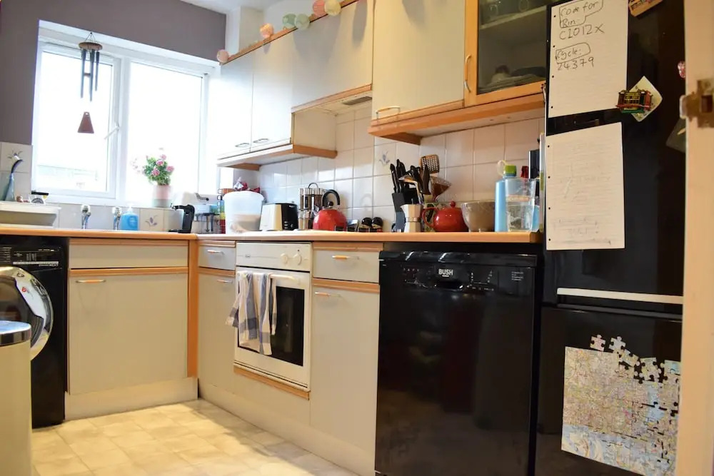 Cosy 2 Bedroom Flat Overlooking Canal in Hackney