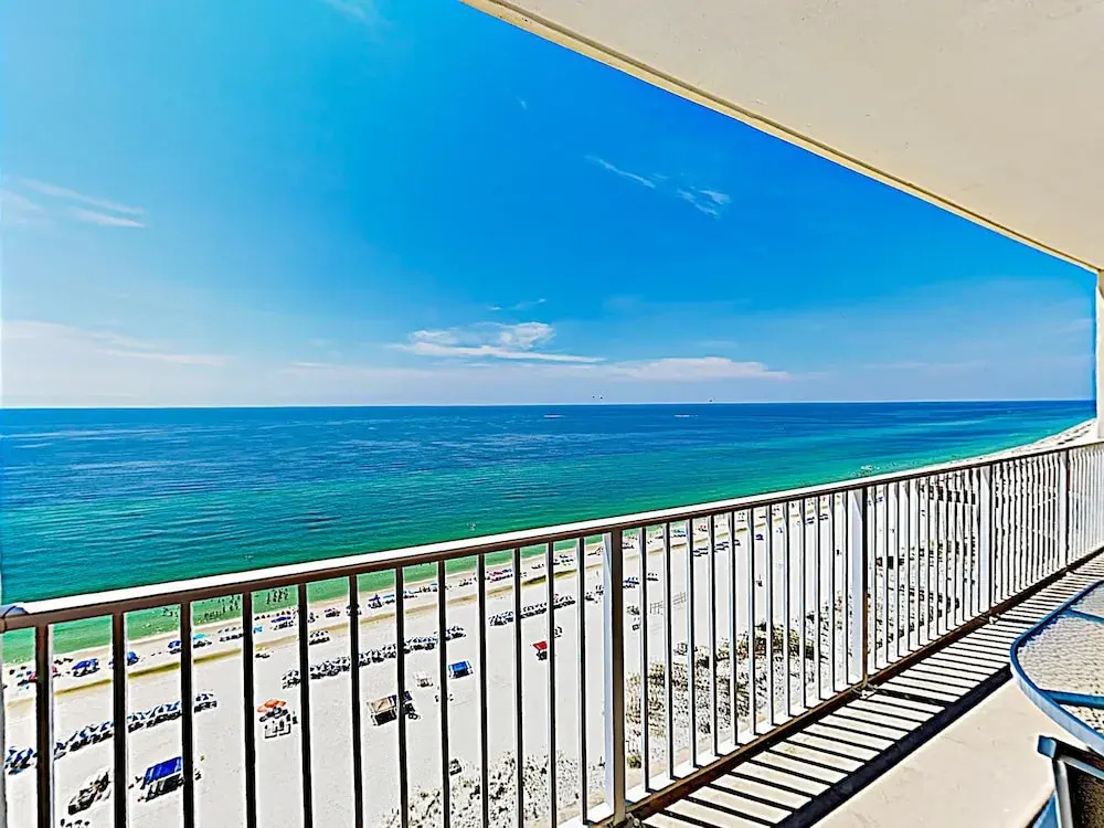 New Listing! Lighthouse W/ Gulfside Pools 2 Bedroom Condo
