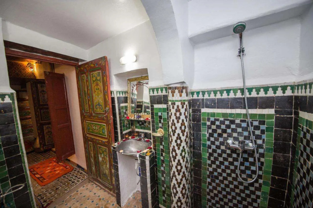 Riad Saphir Bleu Fes 12 century luxury home