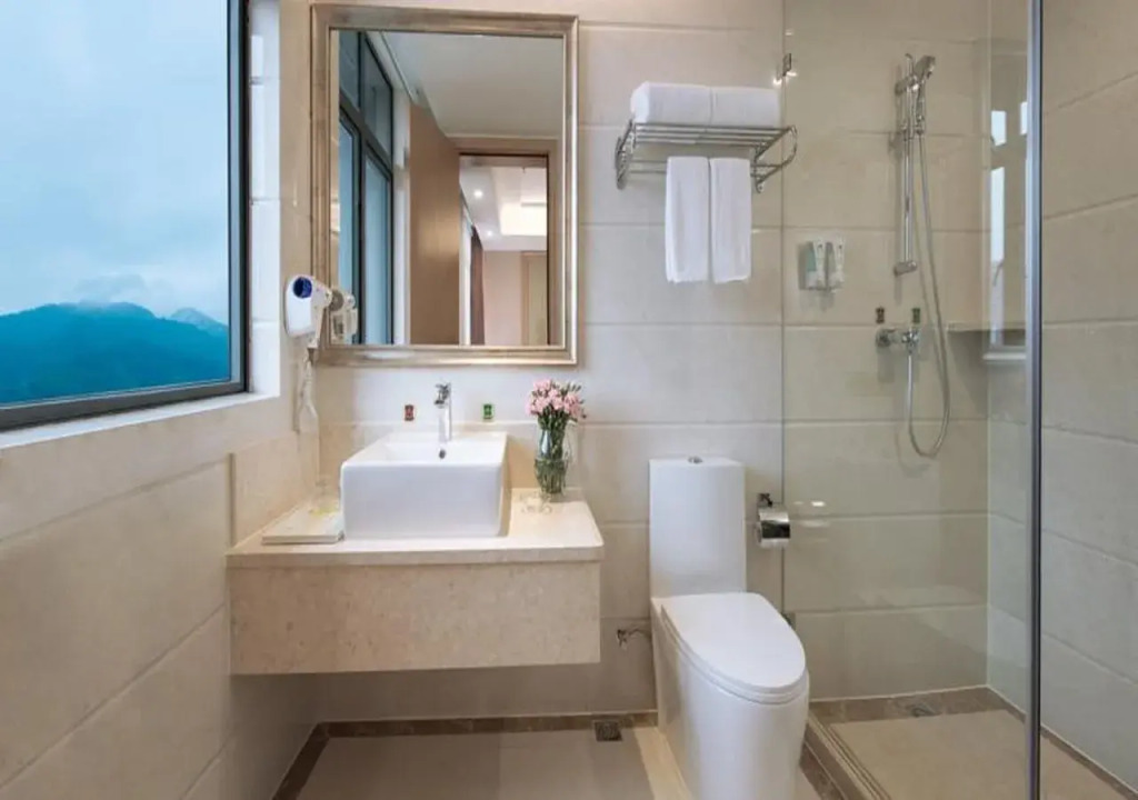Vienna Hotel Shenzhen International