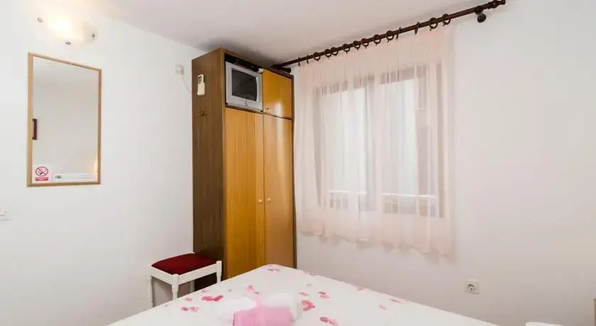 Rooms Radic