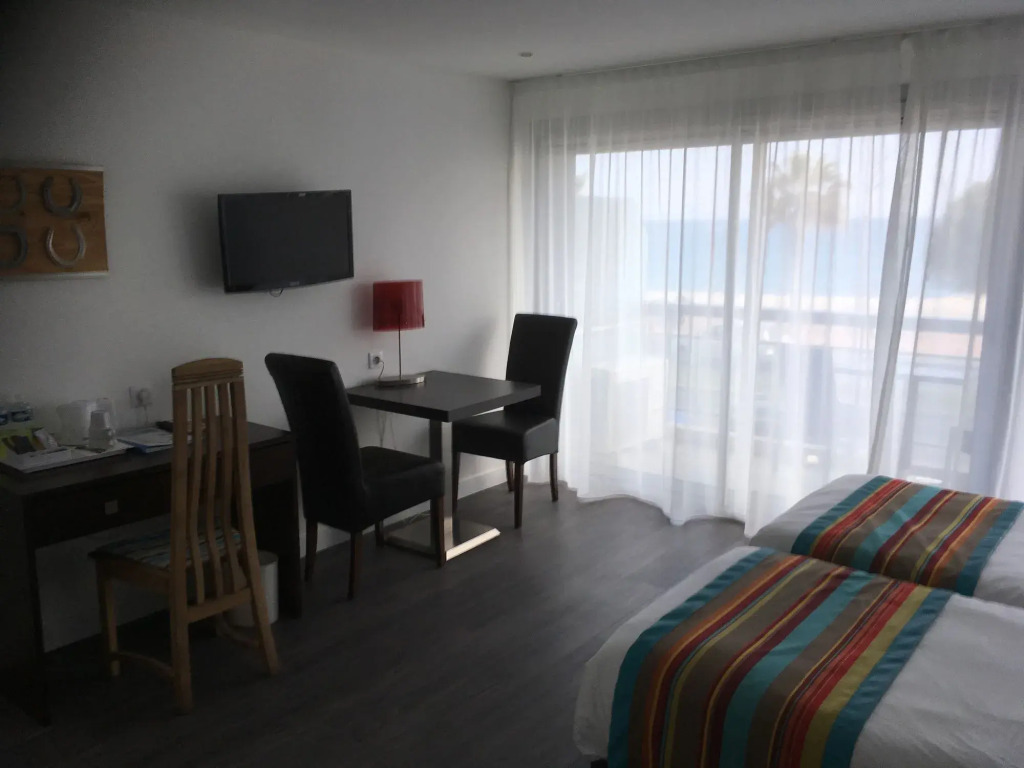 Tiercé Hotel