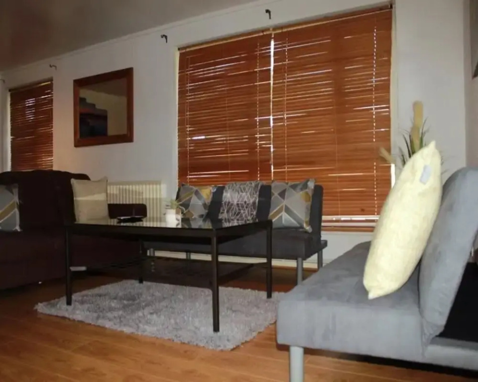 Sunny Apartment in Birmingham