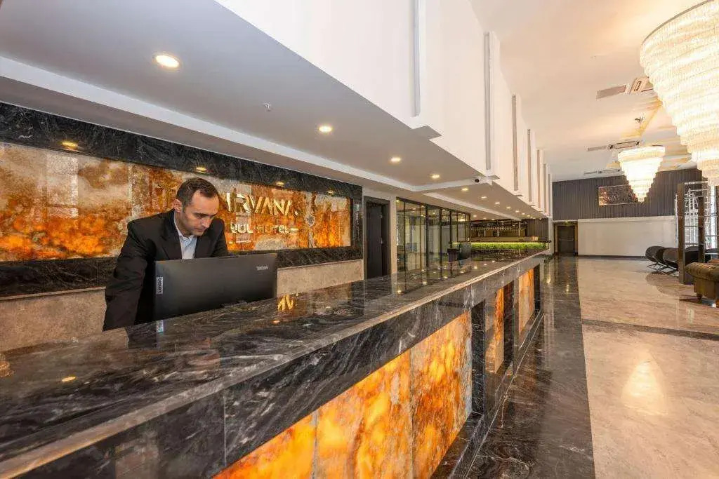 The Nirvanas Hotel