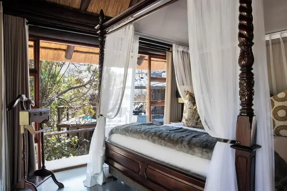 Ndlovu Safari Lodge