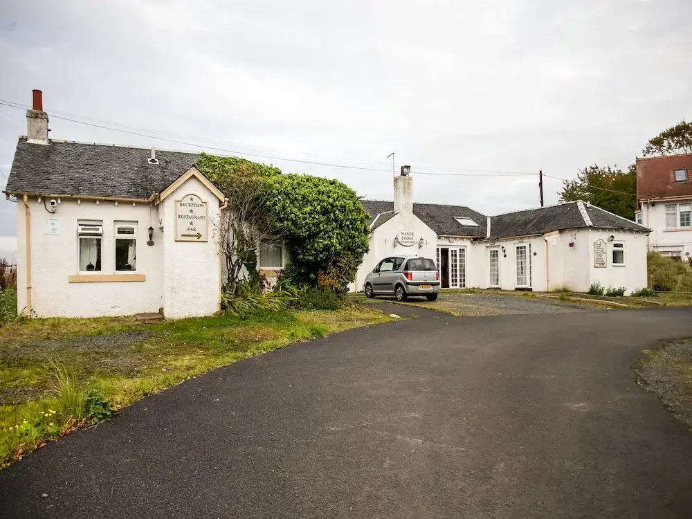 OYO Prestwick Airport Hotel