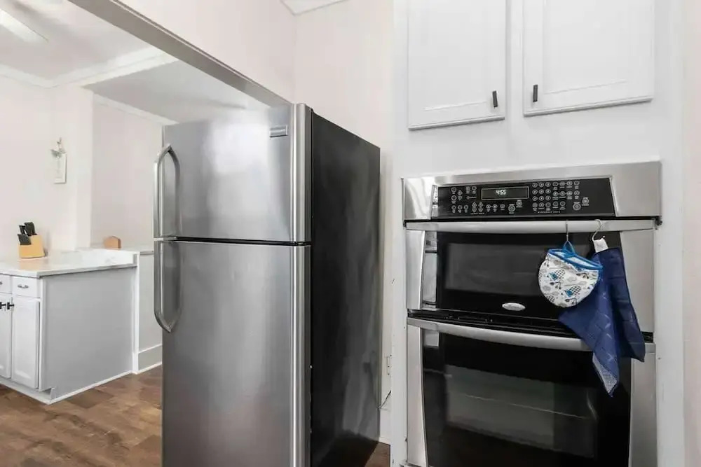 Charming 1-bedroom Home in Lakeland!