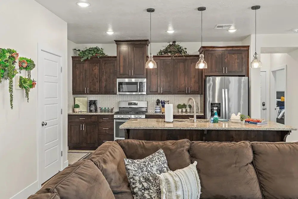 Above Parr - Pet Friendly! 5 Bedroom Home