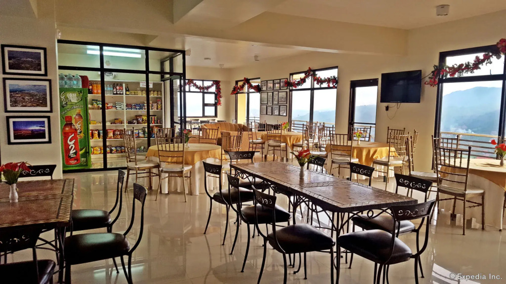 Gardenville Hotel