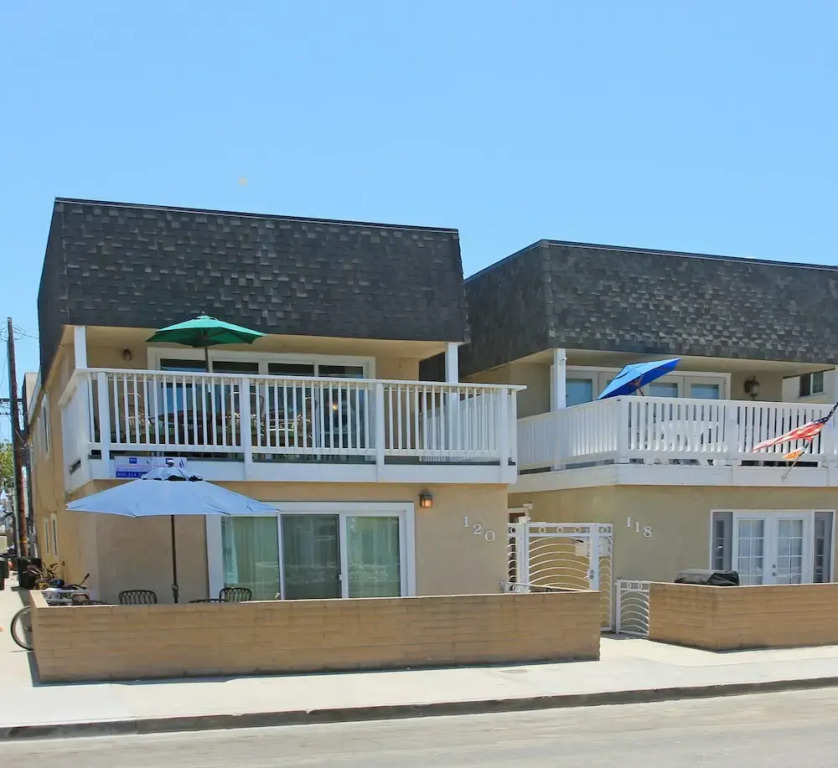 120 31st St B 3 Bedroom Duplex