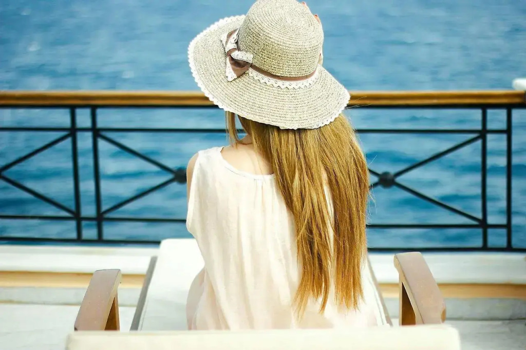 Arion Syros Luxury Rooms and Suites
