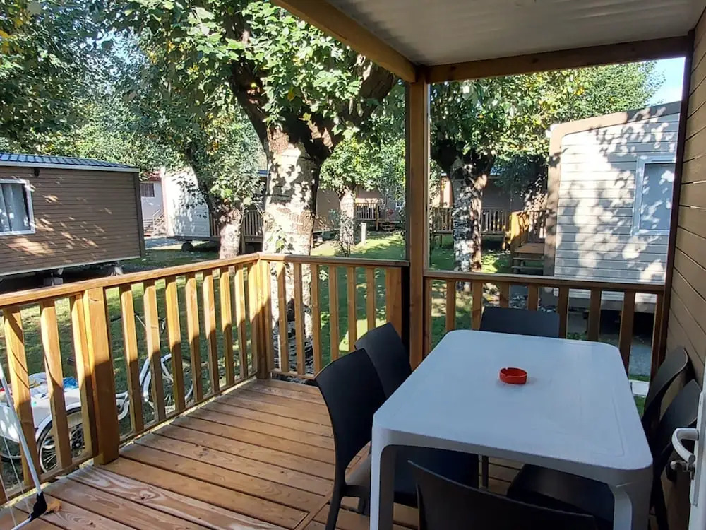 Mobile Home in Sarazena in Einem Ferienpark