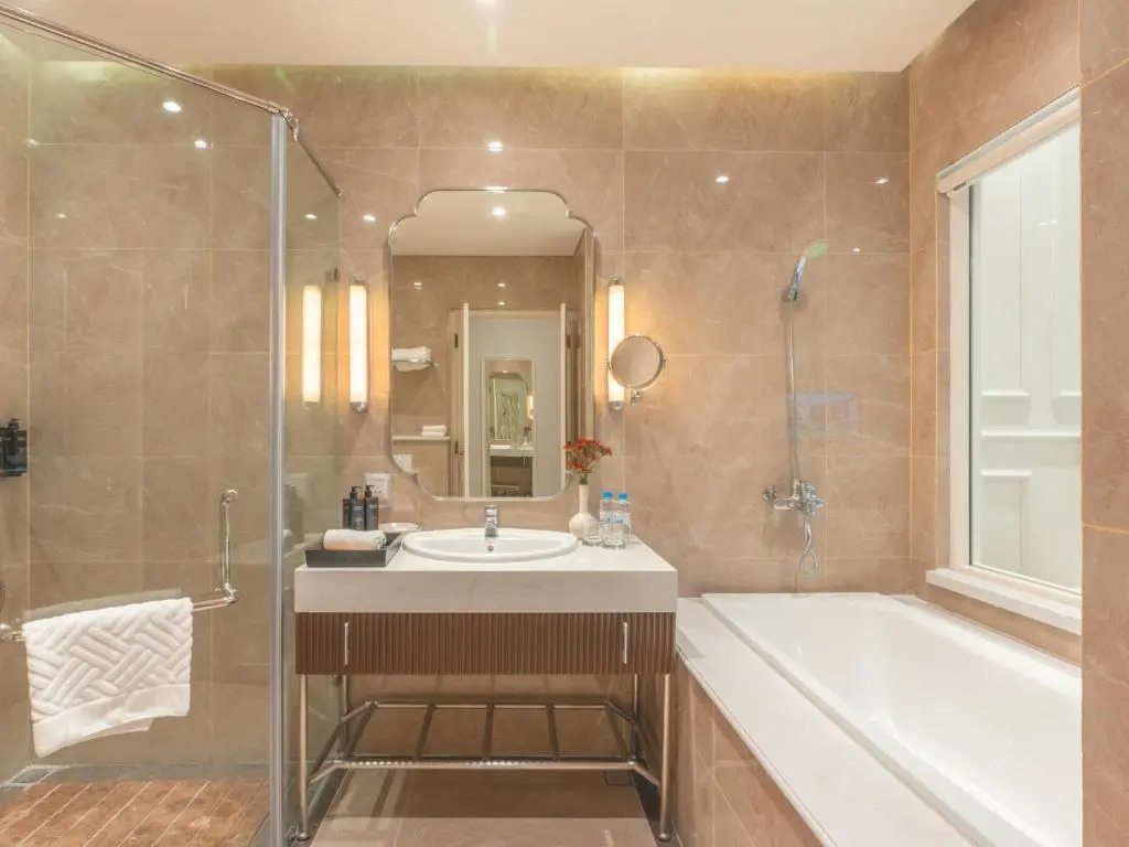 Legend Valley Hotel Ha Nam