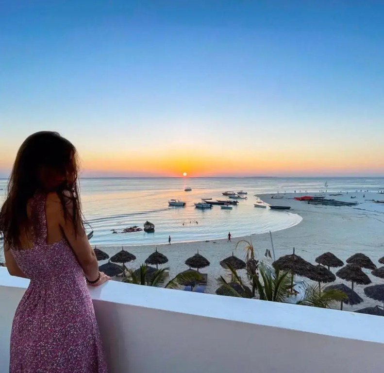 SunSeaBar Beach Resort