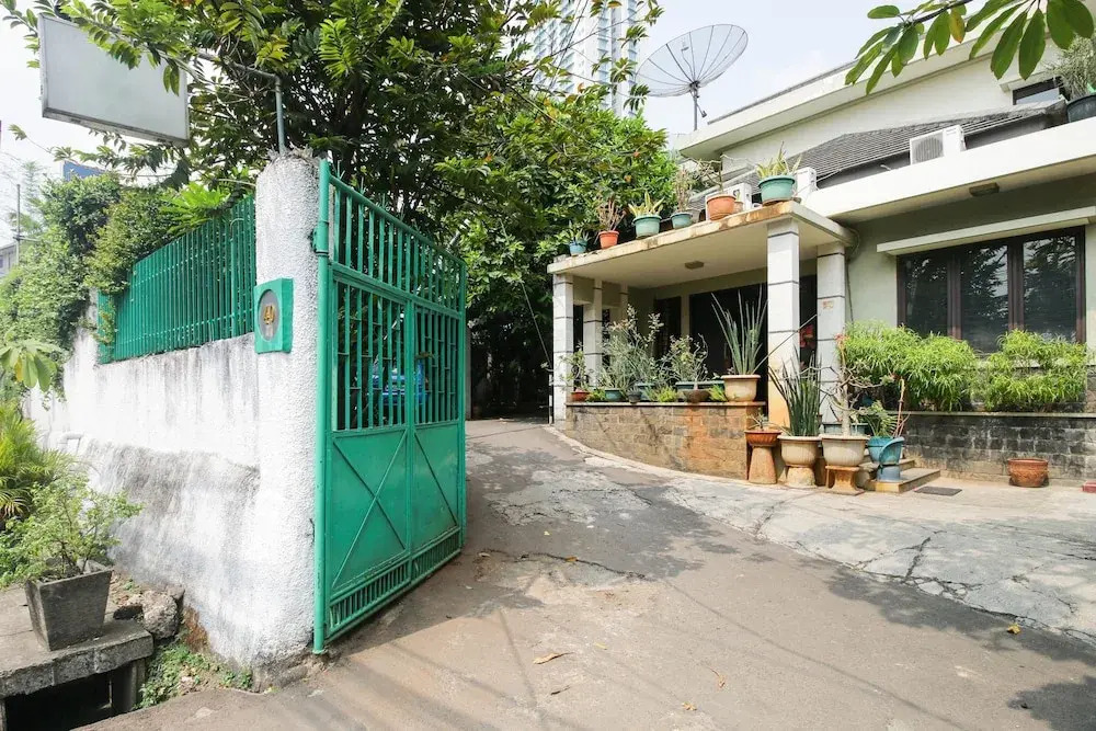 Airy Eco Kuningan Karet Pedurenan 40 Jakarta