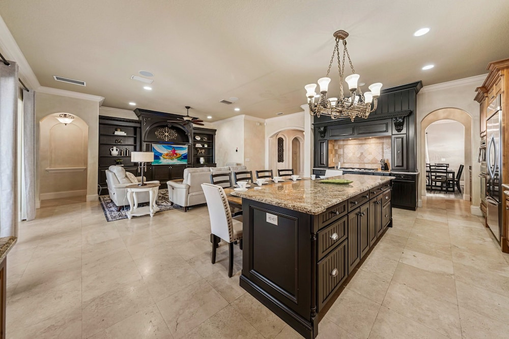 7811 Palmilla Court