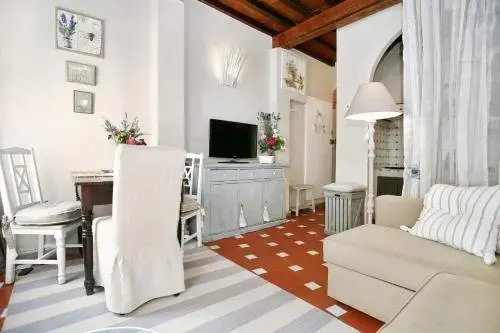 Gina Guest House - San Frediano - Firenze
