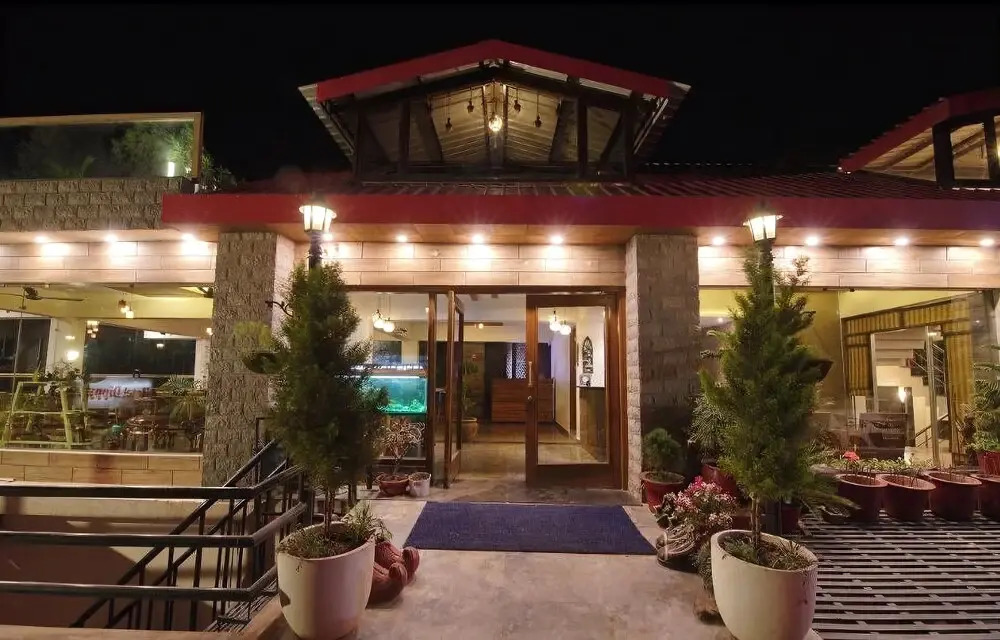 Dippys Hotel