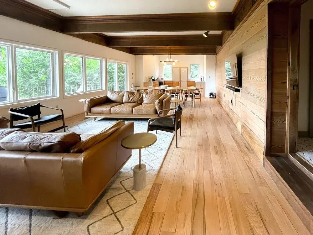The Edelweiss Estate - Mountain Views
