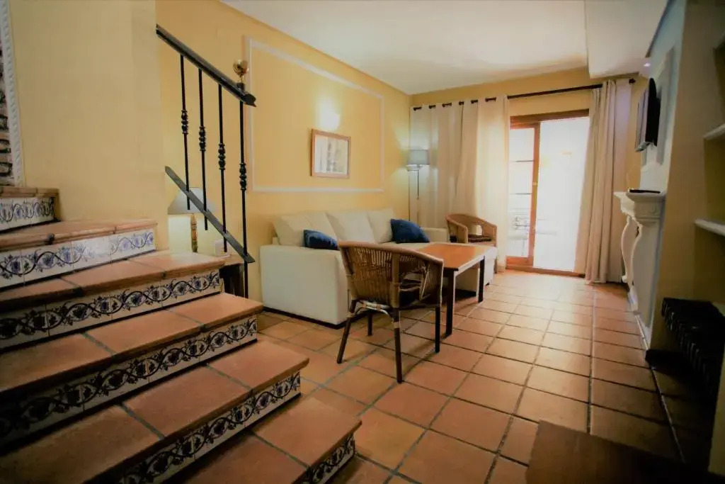 Bahia Sur Duplex 6 pax con Wifi y piscina abierta 12jun-13sep -parking gratis