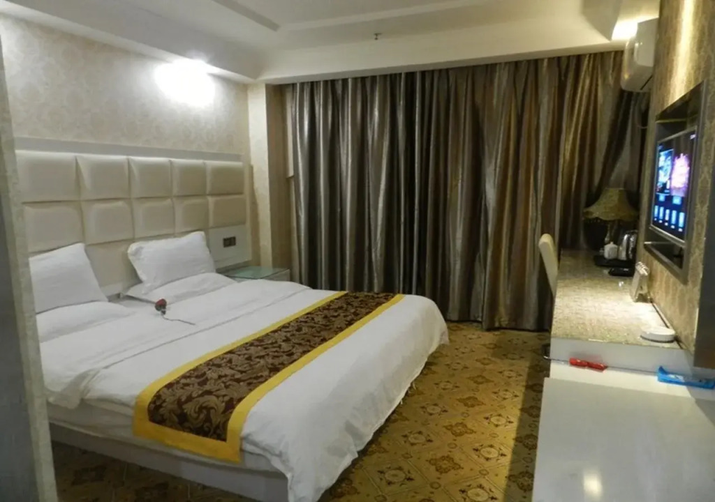 GreenTree Alliance Urumchi South Railway Station Cangfanggou Middle Road Hotel