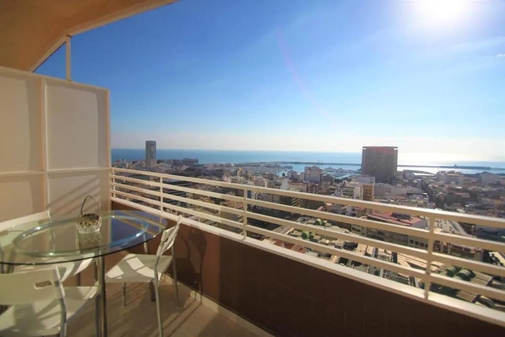 Apartamento Casaturis En El Corazon De Alicante A118