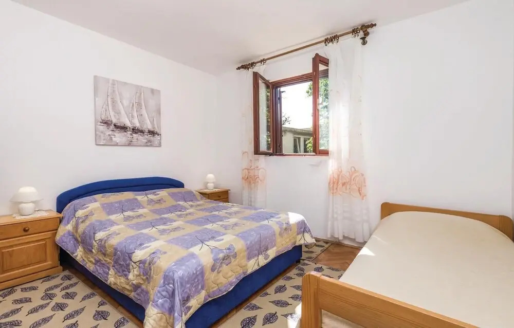 Stunning Home in Barbat-rab With Wifi and 1 Bedrooms