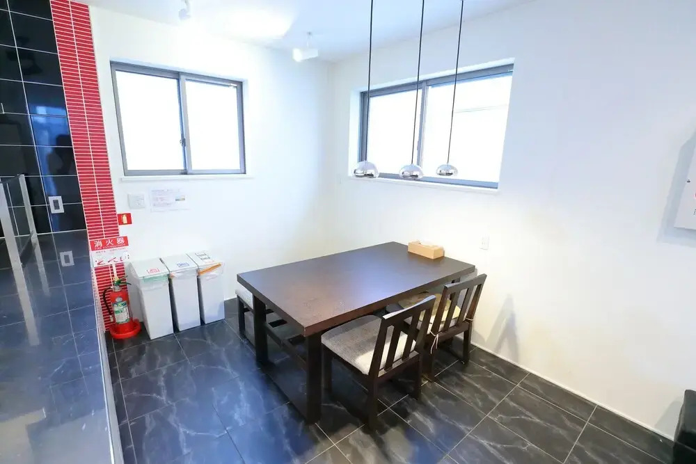 Kami-nakazato Guest House. 2min to Kami-Nakazato Sta. 10min to AKIHABARA Sta!
