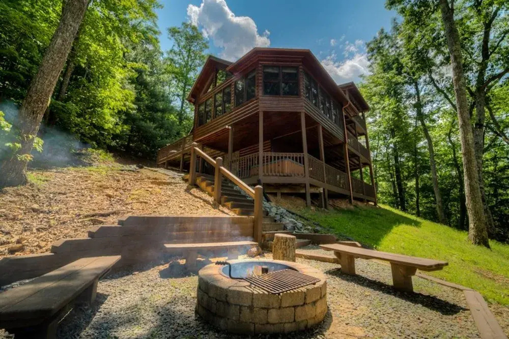 Skyline Lodge by Escape to Blue Ridge