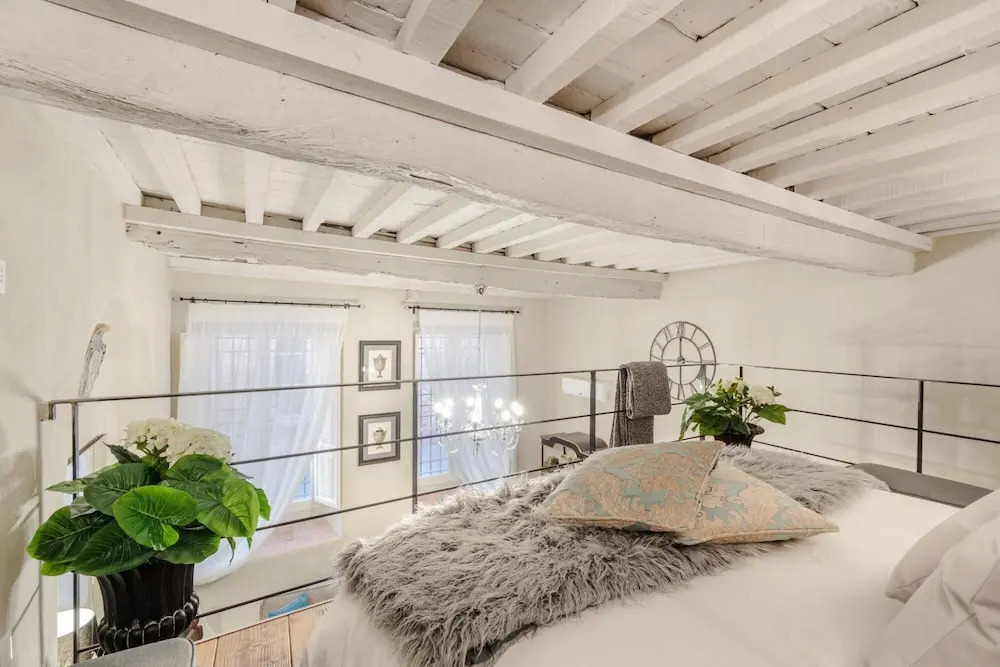 Paolo Guinigi Apartment Suite