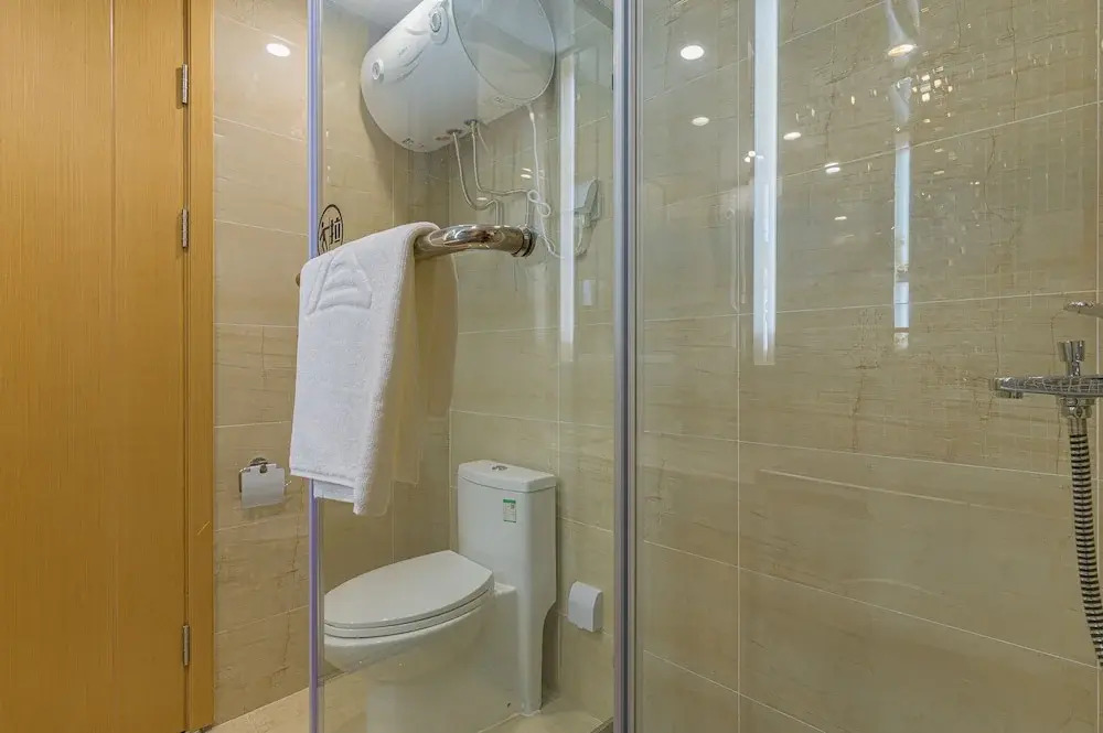 Bainianhui International Apartment