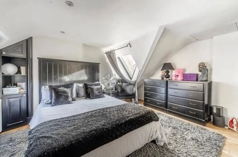 2 Bed Flat - Sleeps 4 - Balcony - Wifi