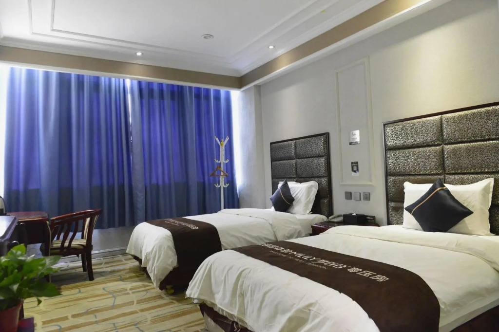 Holiday Inn Hebi Xianhe Lake (Qibin Avenue Municipal Government Branch)