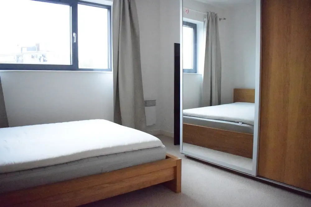 Modern 2 Bedroom Apartment in Limehouse