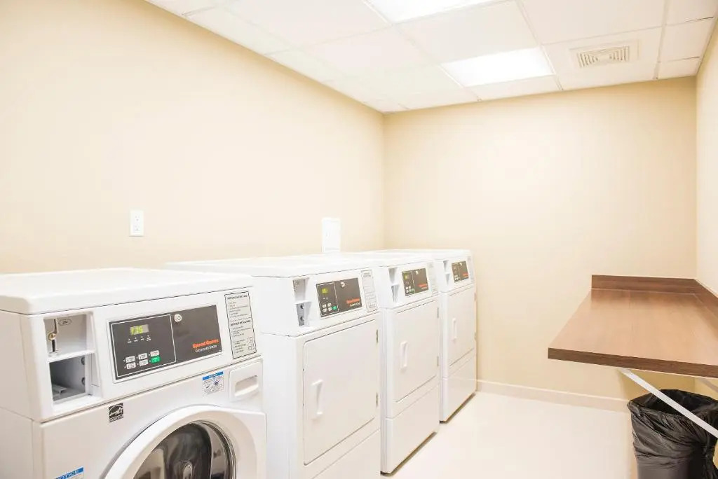 Candlewood Suites Fargo South-Medical Center by IHG