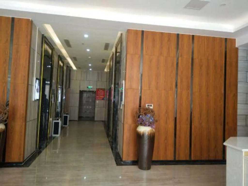 Kunming Changyue Hotel (Yunnan Agricultural University Langyue Bay)