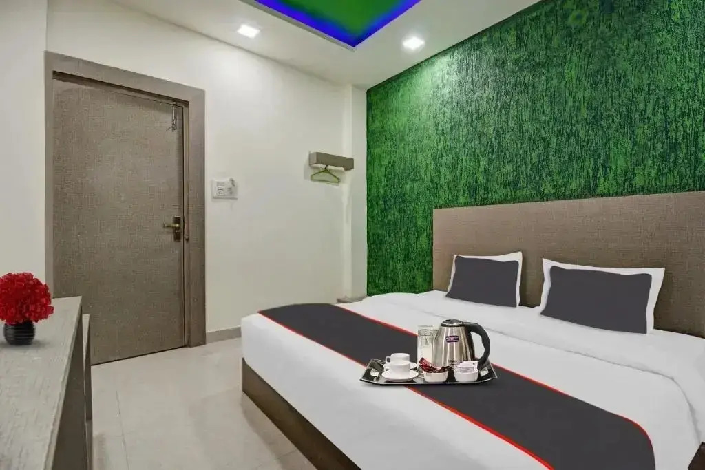 Collection O 70256 Hotel The Wishtler