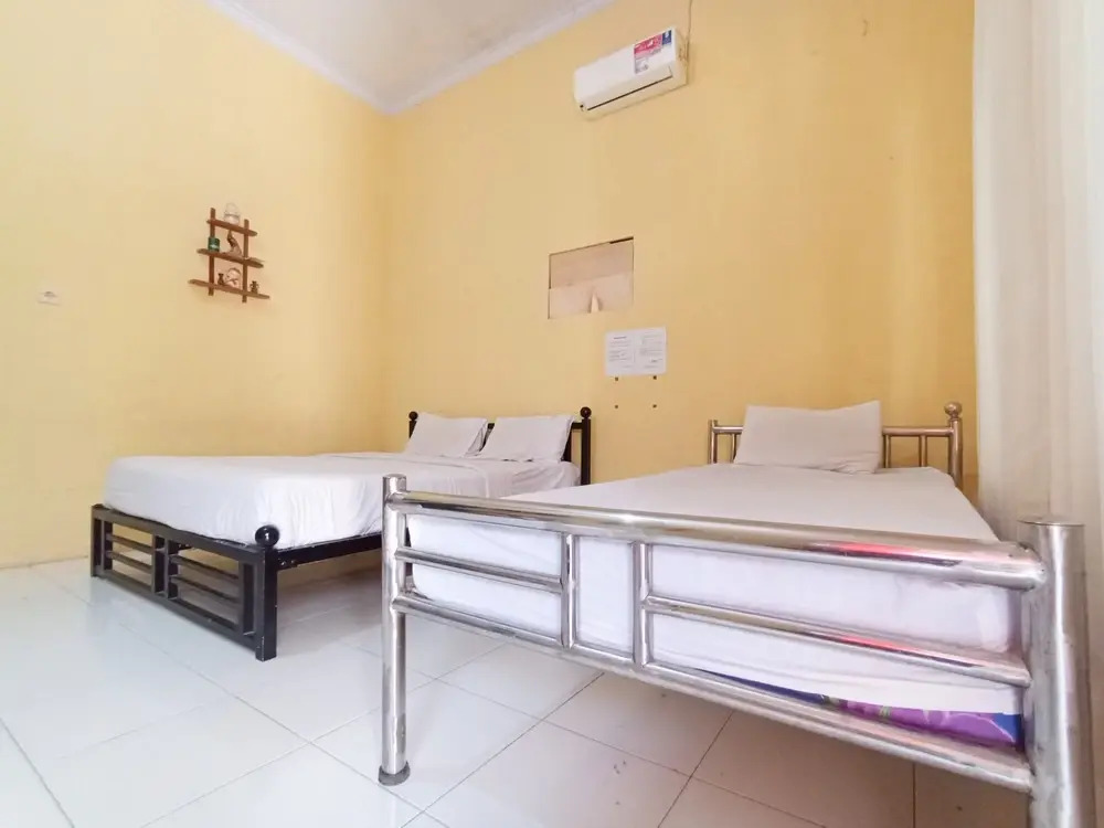 RedDoorz @ El Shaday Homestay Banyuwangi