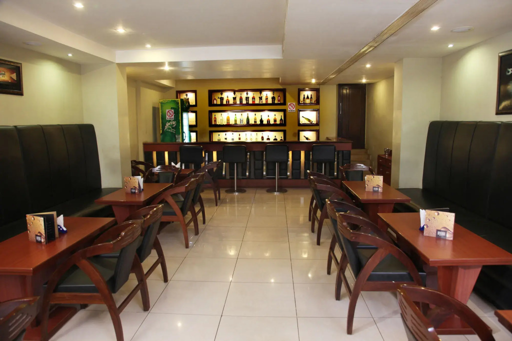 Hotel Pal Heights